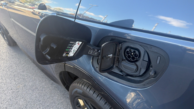 Land Rover Discovery Sport 1.5 P270e Landmark 5dr Auto [5 Seat] Station Wagon - Image 37